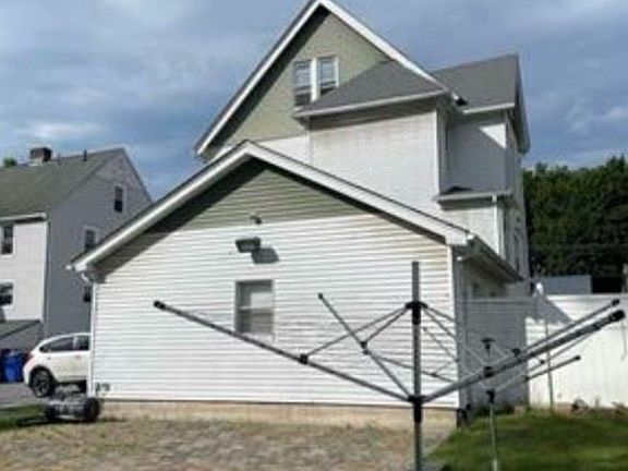 2nd image of 121 Monhagen Ave #B