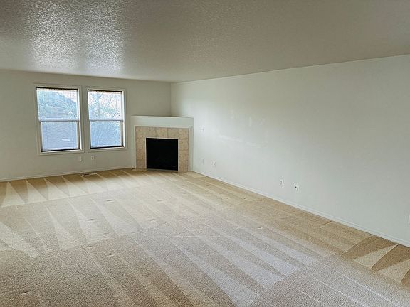 3rd image of 3150 S 3rd Way