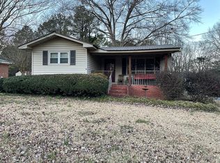 125 Hunt Dr, Calhoun, GA 30701
