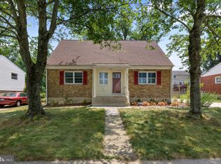 6211 Collinsway Rd, Baltimore, MD 21228