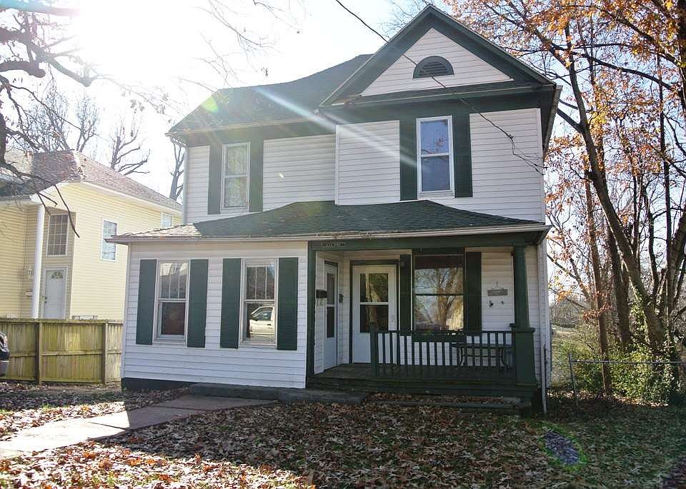 1st image of 630 Vine St