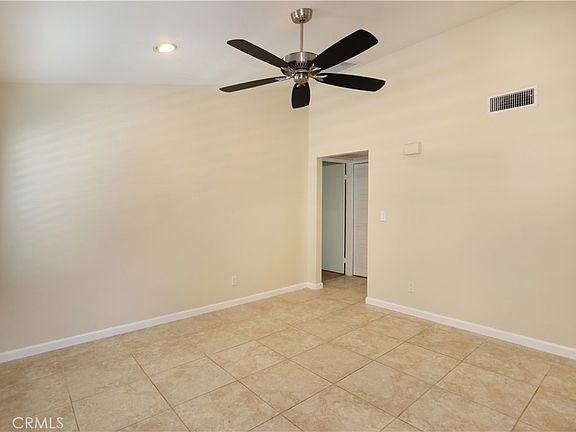 5th image of 19801 Meadow Ridge Dr
