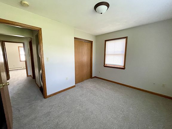 3rd image of 18.5 N Fulton St Building 2