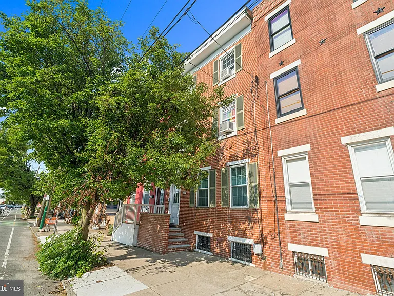 1210 S 11th St #1 — Photo 1