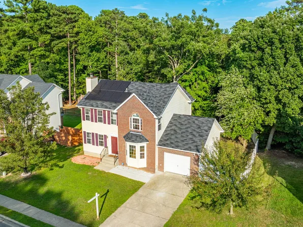 22208 Oriole Dr, Great Mills, MD 20634