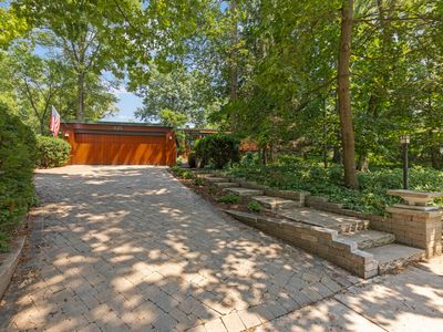 625 Midway Park, Glen Ellyn, IL, 60137