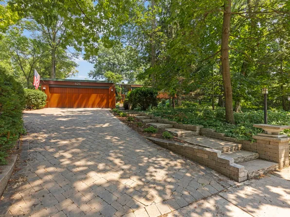 625 Midway Park, Glen Ellyn, IL 60137