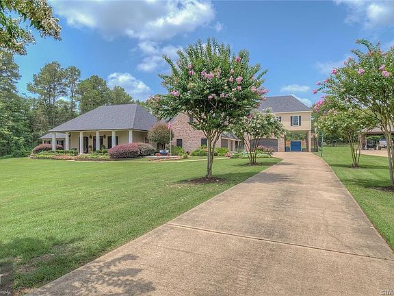 2nd image of 332 Cope Dr