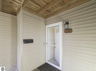2699 Green Meadows Dr, Traverse City, MI 49685