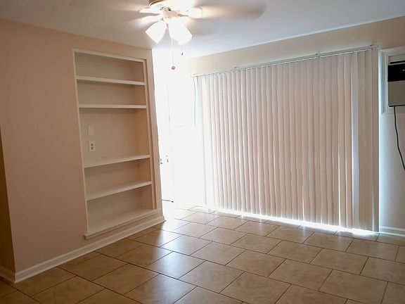 4th image of 3921 Prytania St #3921-2B-4