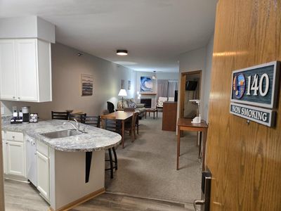 111 Center STREET #140, Lake Geneva, WI, 53147