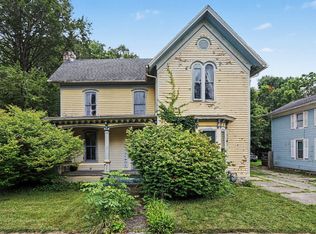 315 East St, Three Rivers, MI 49093