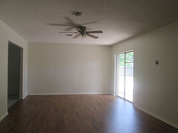 3rd image of 3614 Tripoli Dr