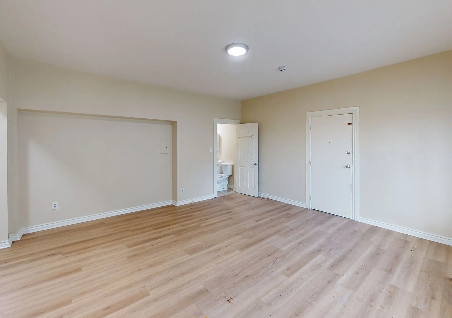 405 Soto. — Photo 2