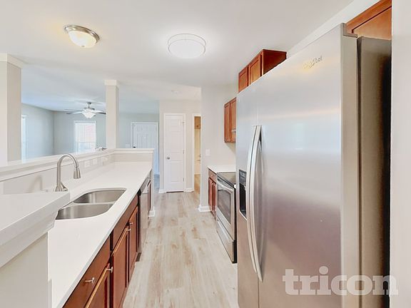 5th image of 2410 King Malcolm Ln