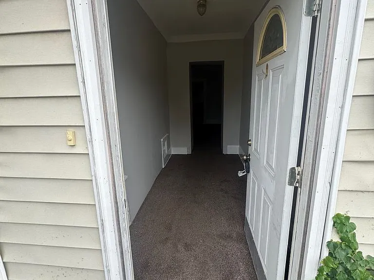 10808 St Clair Ave, Cleveland, OH 44108 — Photo 21