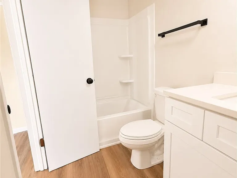 1422 Tangora Ln — Photo 10