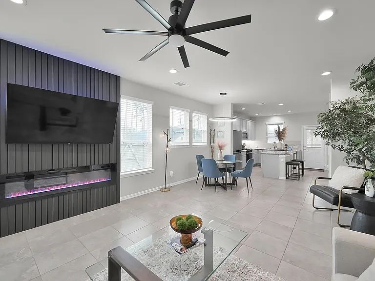 40558 Berylline Ln — Photo 4