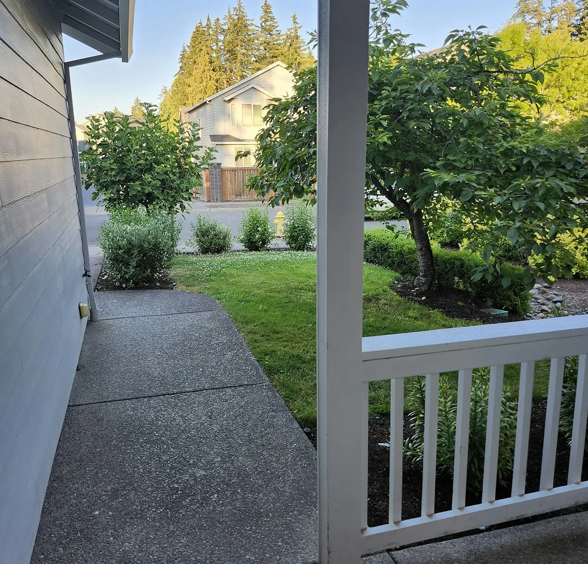 203 NE 55th Ave — Photo 4