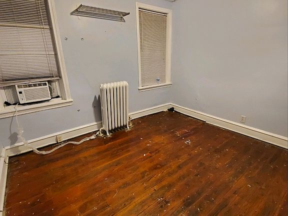 5th image of 605 Dickinson St Floor 1
