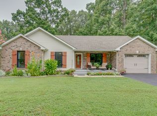 514 Lauren Park Dr, Burns, TN 37029