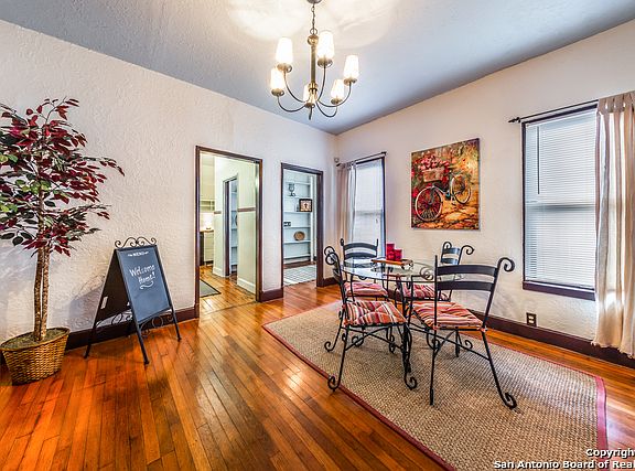 3rd image of 1442 Fulton Ave