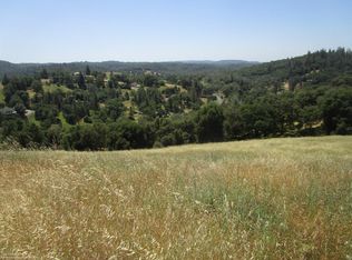 19711 Peyton Pl, Grass Valley, CA 95949