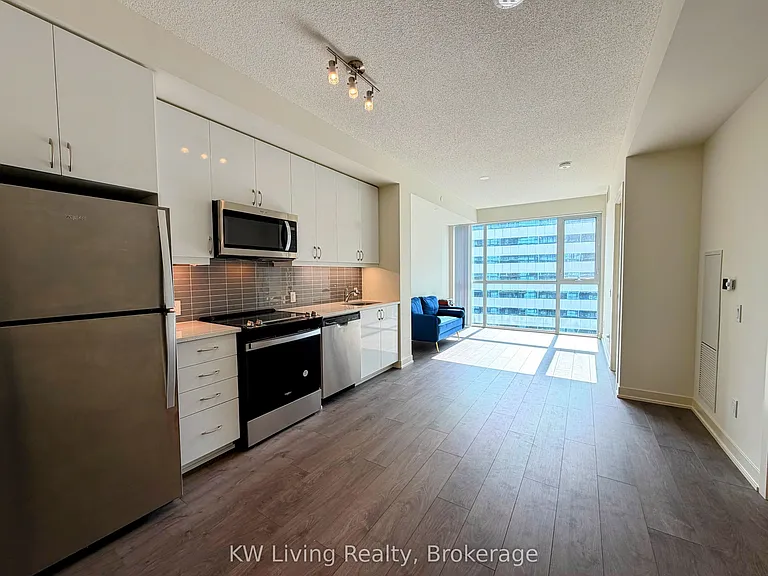 4955 Yonge St #2615 — Photo 14