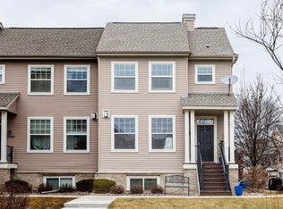 1982 Siefert St, Chaska, MN 55318