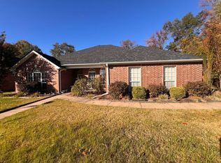 3601 Westshore Dr, Sherwood, AR 72120