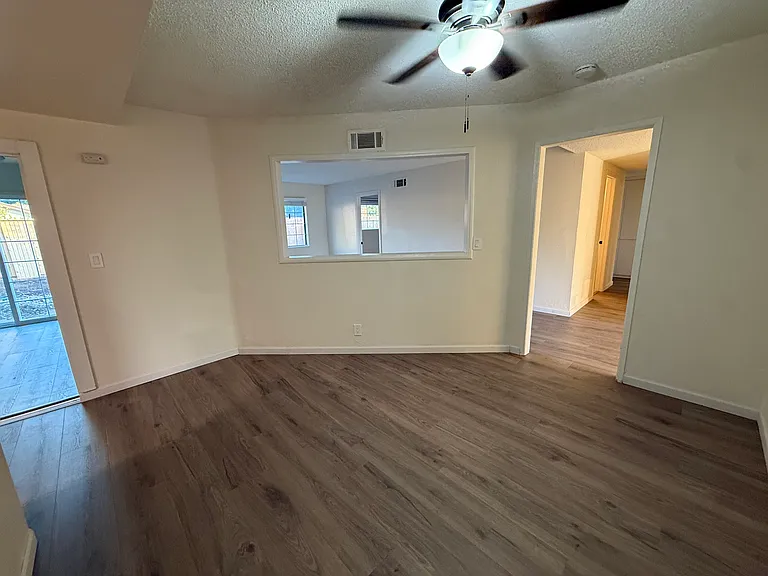3118 E Vermillion St — Photo 12