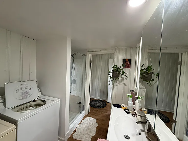 1898 Timothy Dr #B — Photo 15