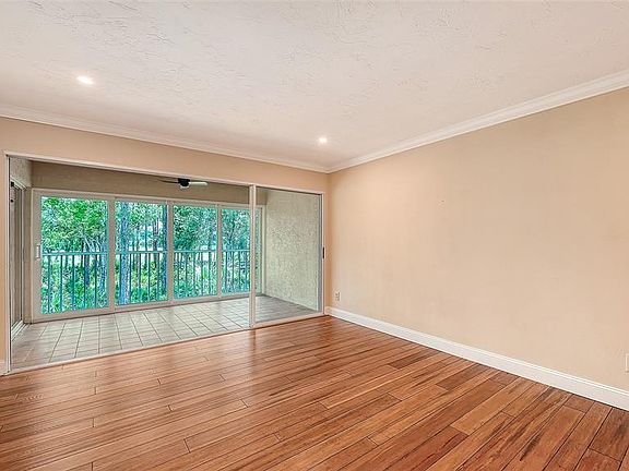 5th image of 4489 LONGMEADOW #74