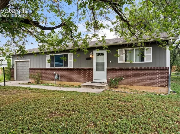 1120 Maxwell St, Colorado Springs, CO 80906