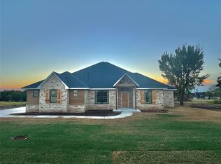 1953 Castle Dr, Guthrie, OK 73044