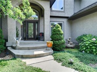 24255 W 113th Ter, Olathe, KS 66061