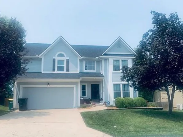 4724 Chouteau St, Shawnee, KS 66226