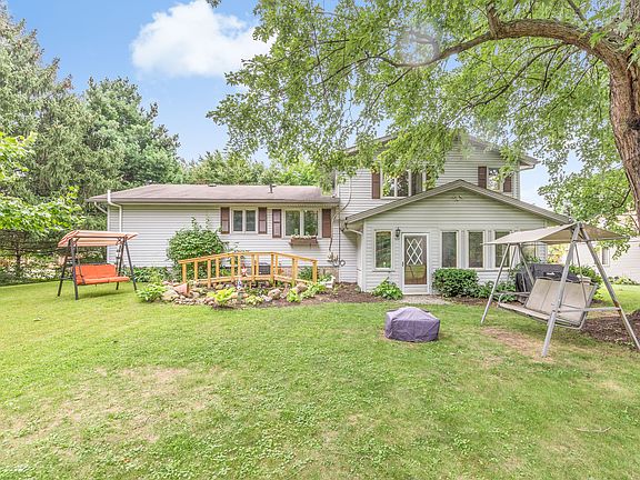 3 Season room off the back