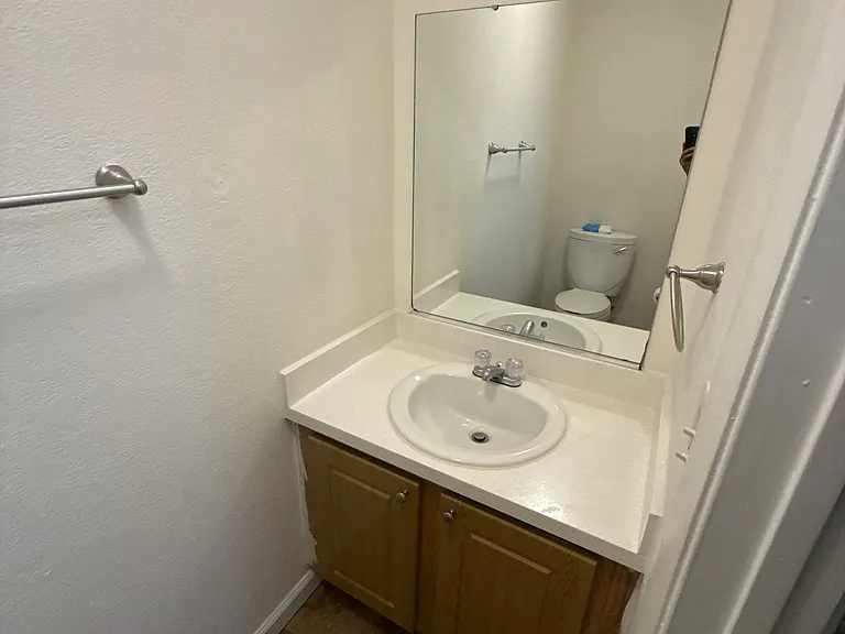 4401 S Semoran Blvd #1 — Photo 6