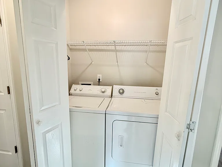 52 Linsey Ct — Photo 29