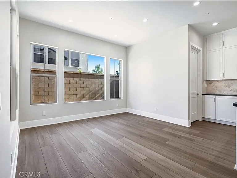 212 Mistwater — Photo 15