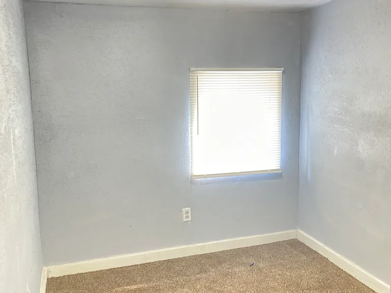 2553 Martha St #1-5 — Photo 15