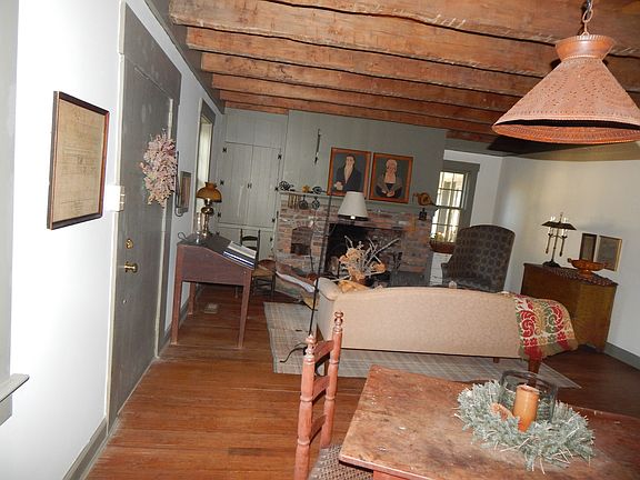 3rd image of 8820 Sugarcreek Point