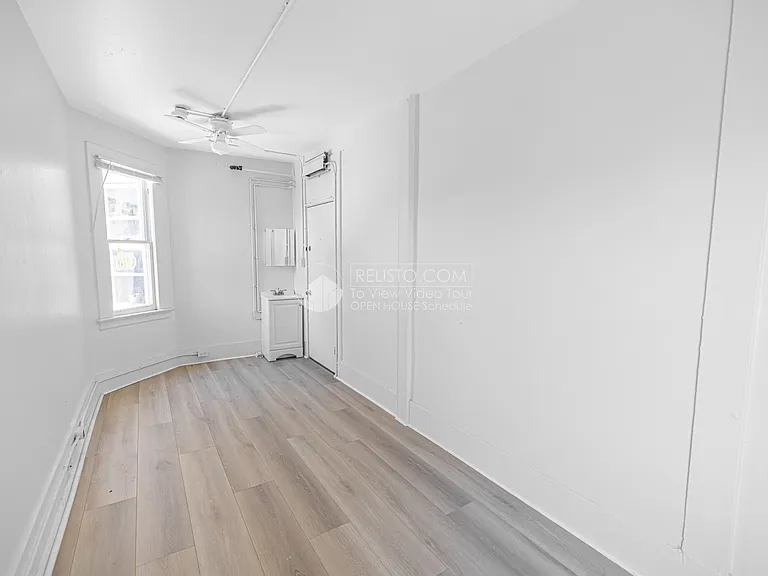 402 Broadway #126 — Photo 2