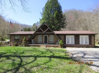 654 Little Card Rd, Mouthcard, KY 41548
