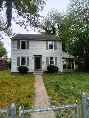 830 19th Pl Photo 1