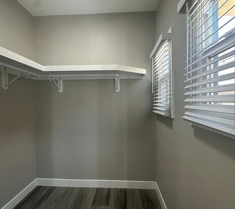 1st image of 1904 E Bermuda St #9