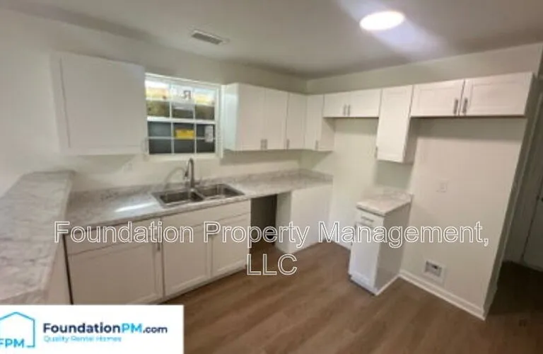 2831 Overton Crossing St — Photo 3