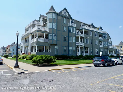 4 Ocean Ave #14 Photo 1