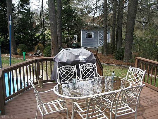 4th image of 121 Pine Creek Dr